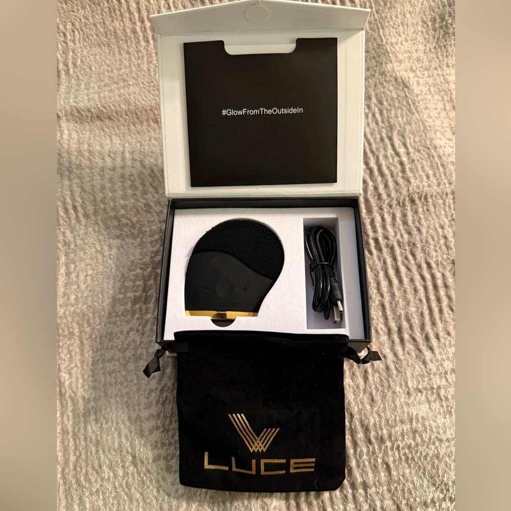 Luce Black 180 Facial Cleansing and Anti Aging Device. NWT - Picture 3 of 11